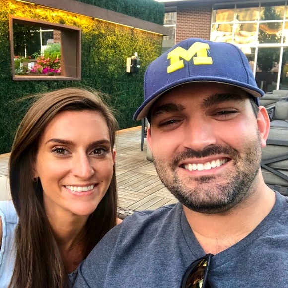 Meet your Posher, Katie - Picture 1 of 3